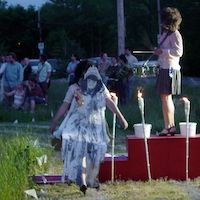 Cohabitation commune mesure, 2004